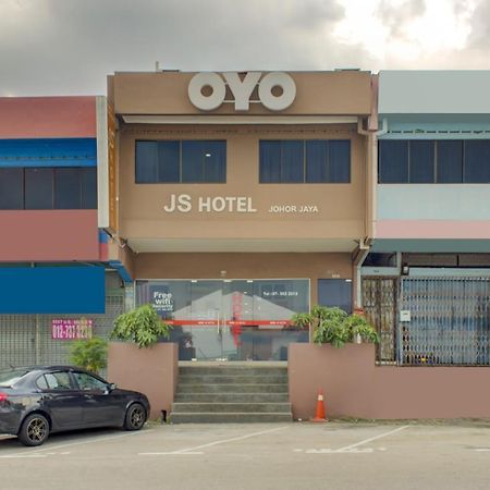 Oyo 89985 Js Hotel Johor Bahru Eksteriør bilde