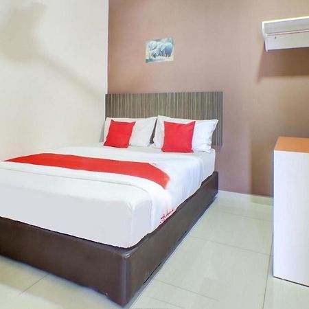 Js Hotel, Johor Bahru Eksteriør bilde