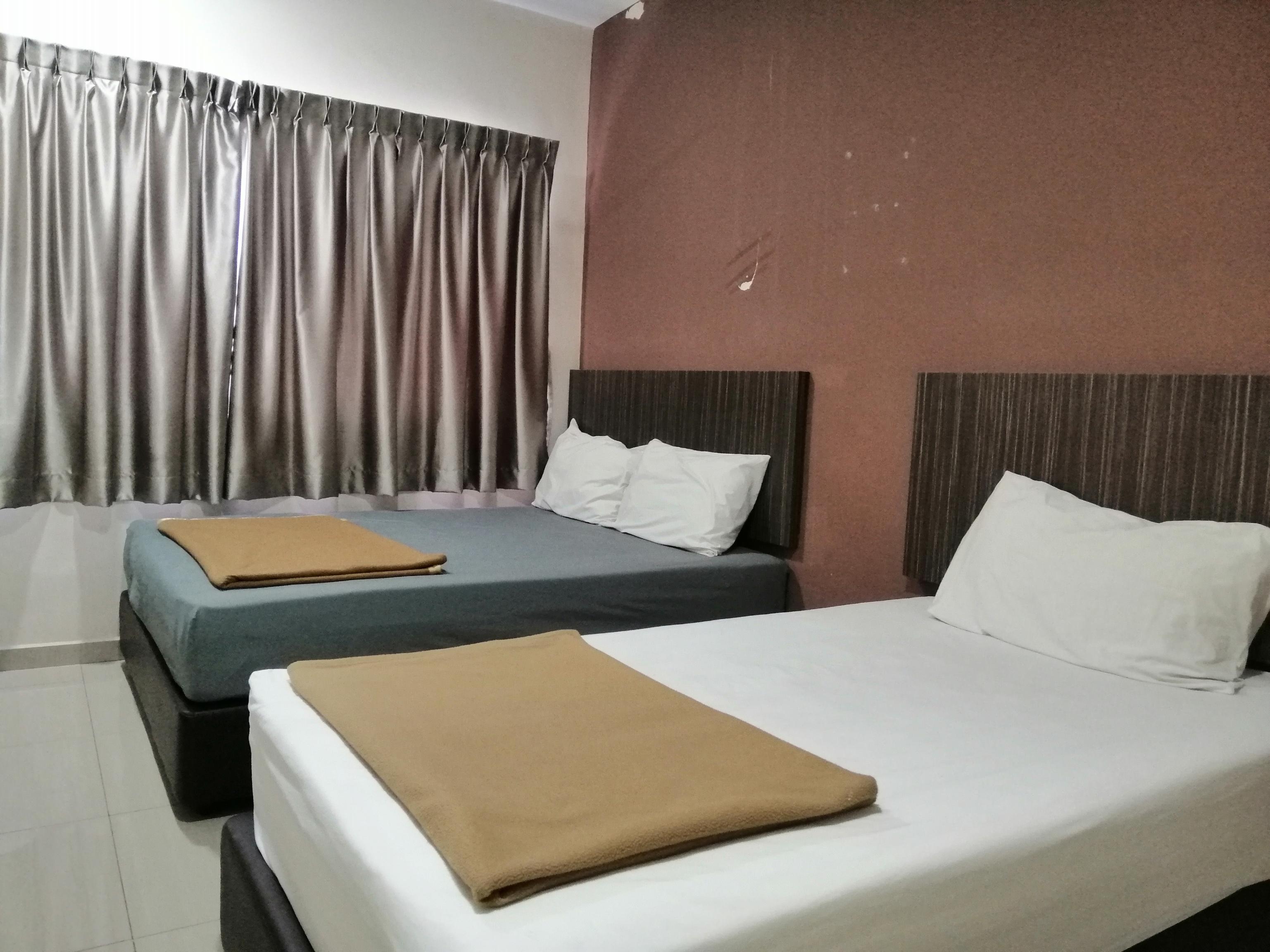 Oyo 89985 Js Hotel Johor Bahru Eksteriør bilde