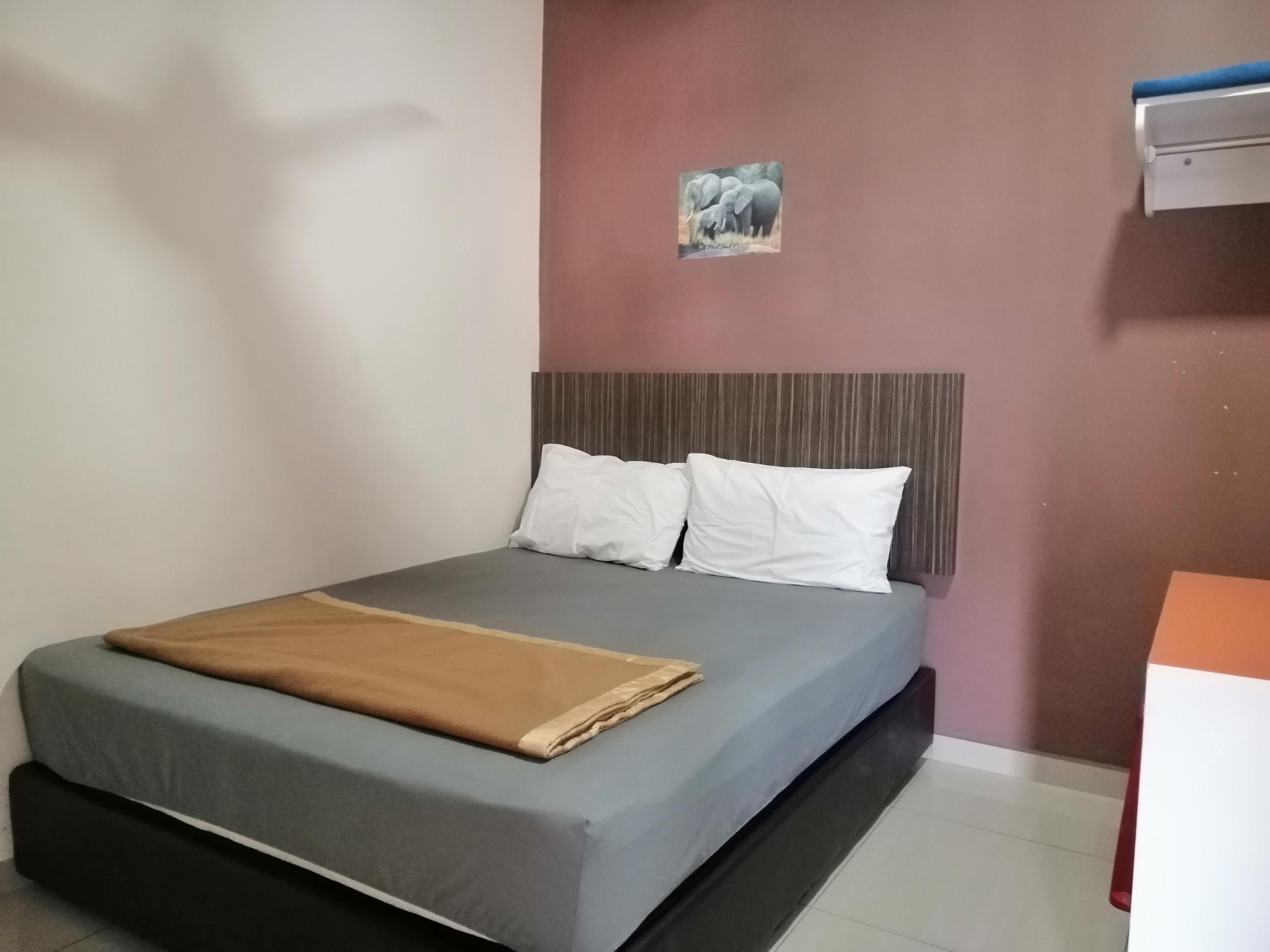 Oyo 89985 Js Hotel Johor Bahru Eksteriør bilde