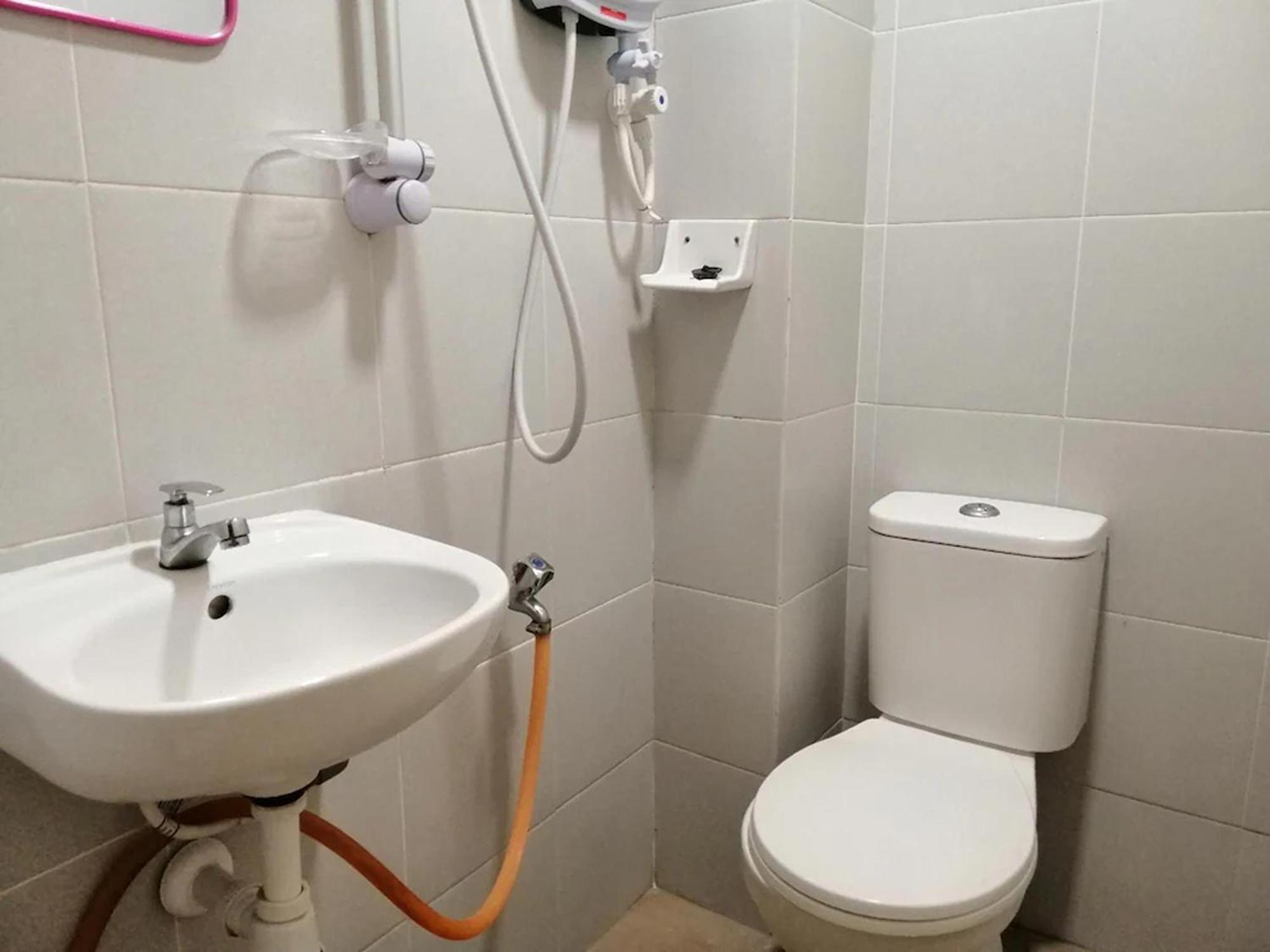 Js Hotel, Johor Bahru Eksteriør bilde