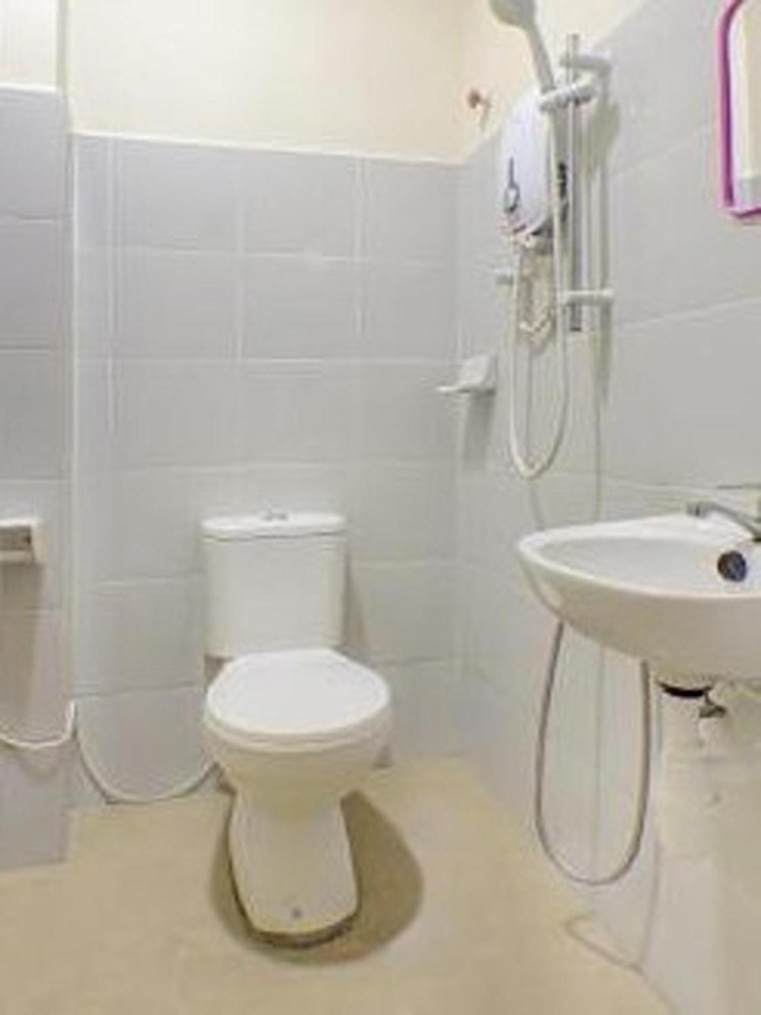 Js Hotel, Johor Bahru Eksteriør bilde